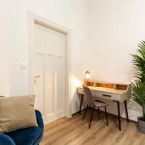 Appartamento Glamorous Modern In The Hearth Of, Budapest